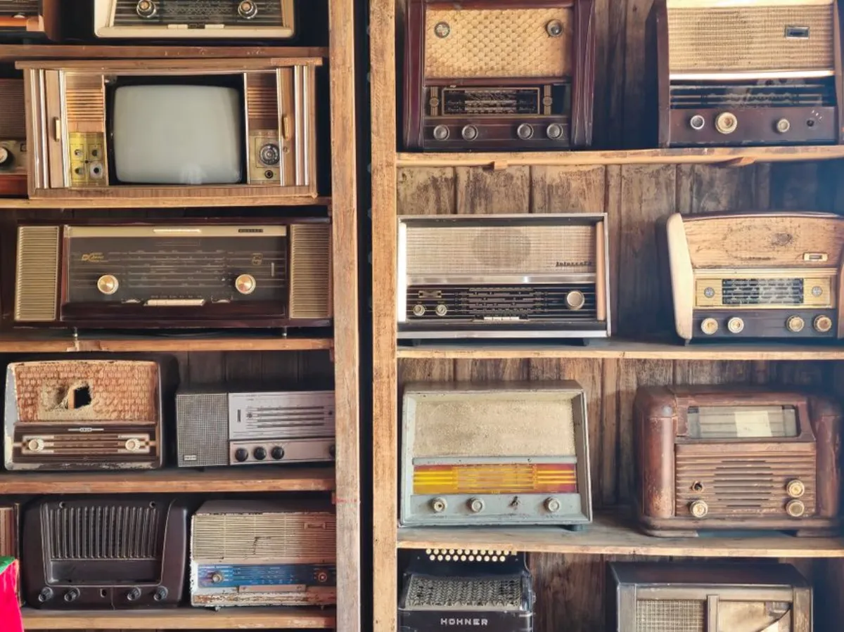 radio comparison