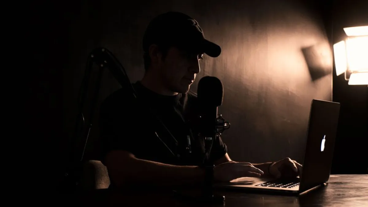 laptop streaming