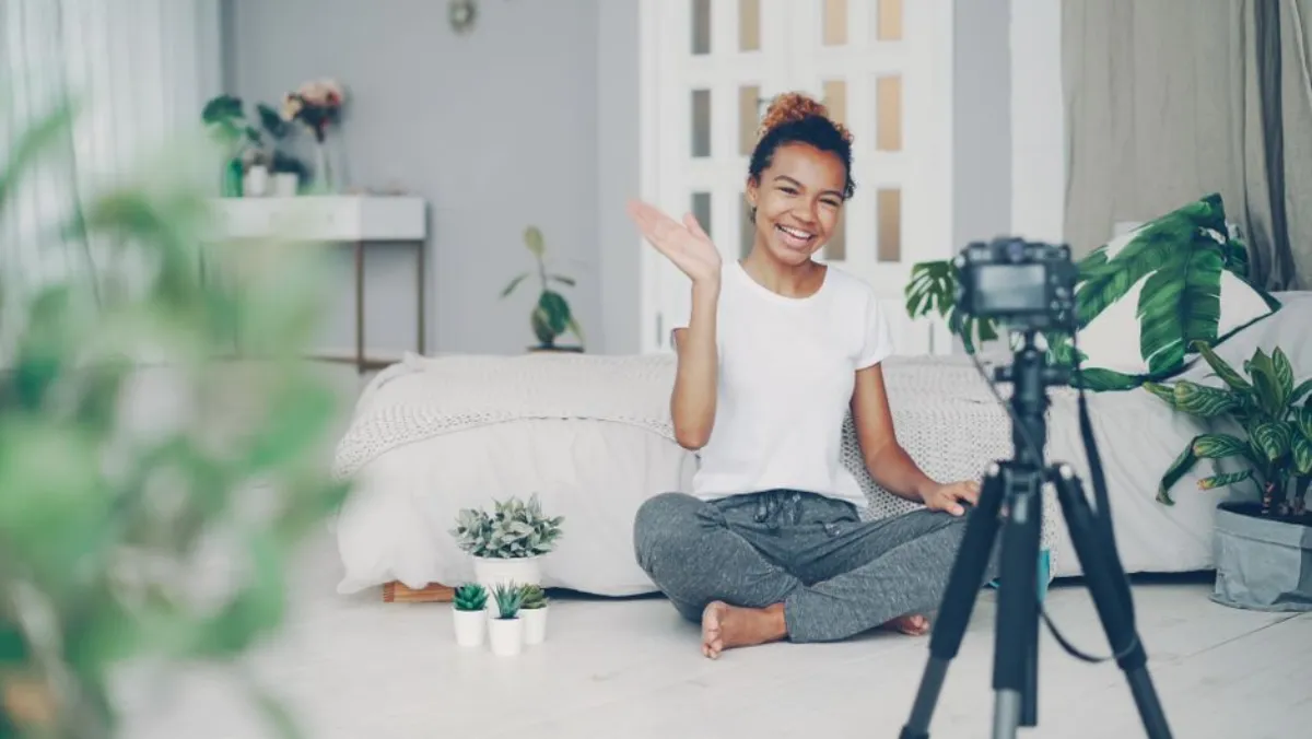live streamer